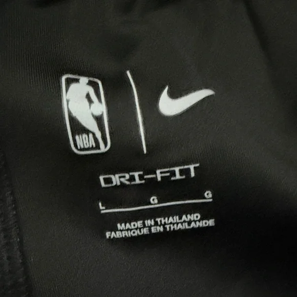 B22 Nike Men Large Black Joggers NBA Basketball Chicago Bulls Warmup Sweats